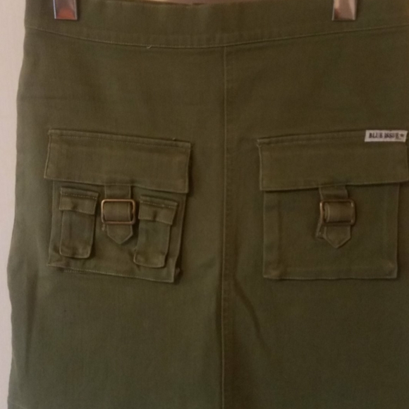 ⚠️3 for 30!! Cargo Skirt - Picture 5 of 6